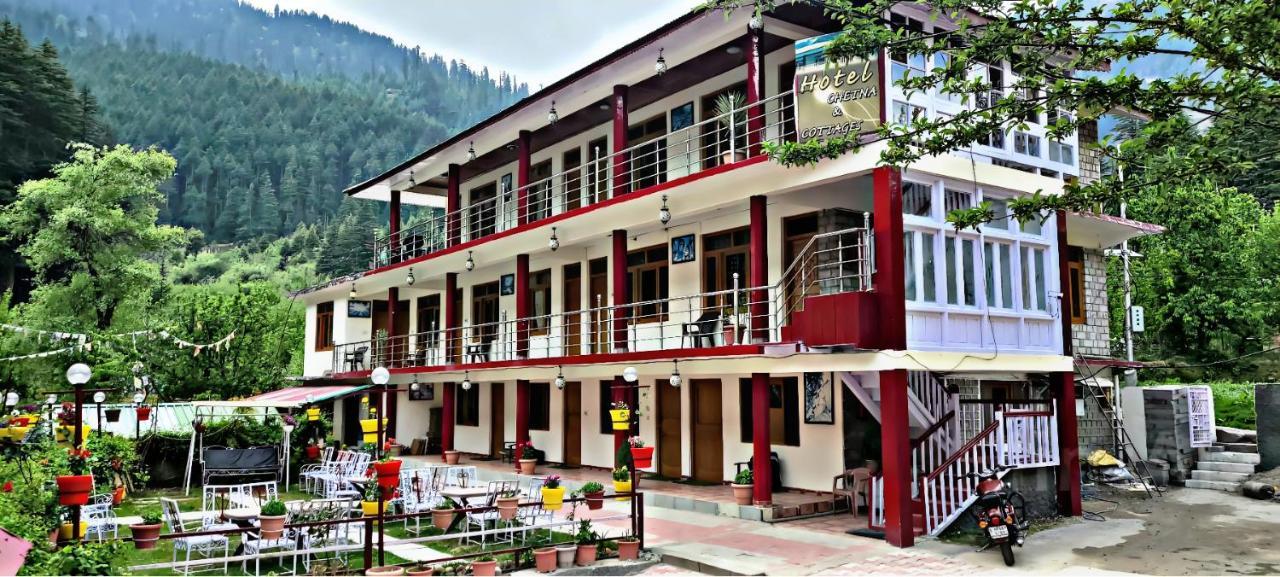 Hotel Chetna Manāli Buitenkant foto